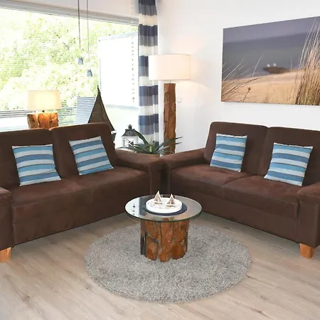 Leuchtturm * تيميندورفير ستراند