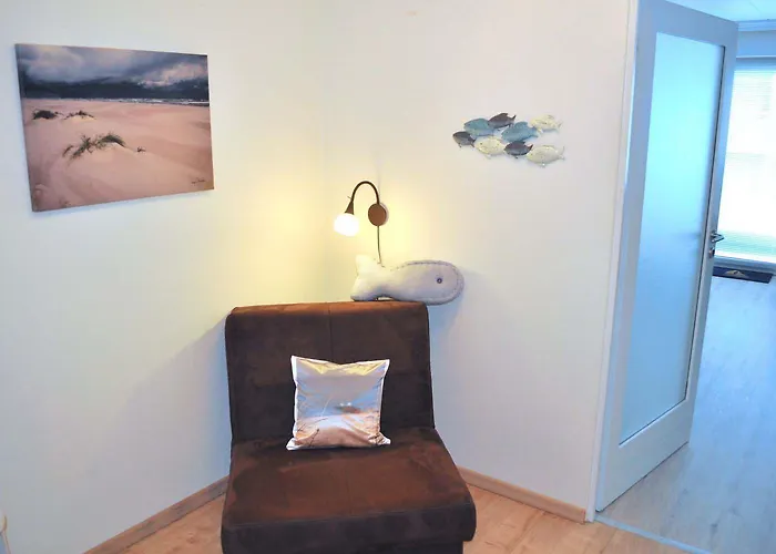 Leuchtturm تيميندورفير ستراند