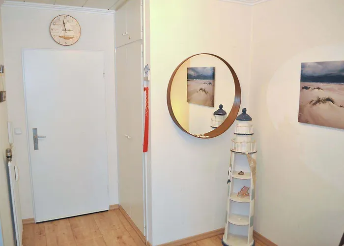 Leuchtturm * تيميندورفير ستراند